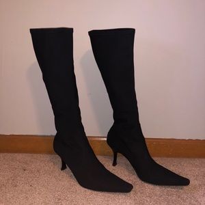 Donald J. Pliner black pull on boots size 8.5